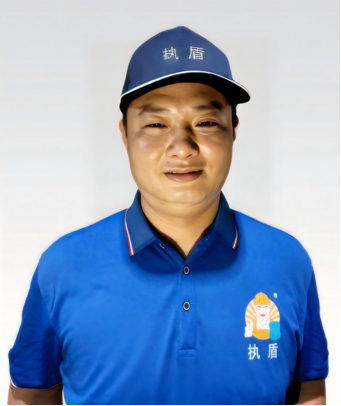  技术工长：易师傅